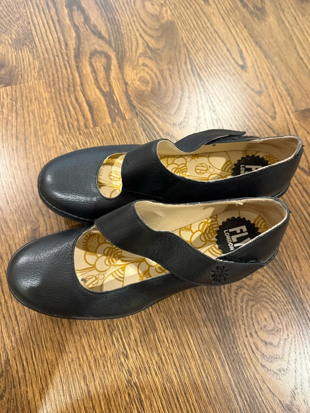 Fly London Yasi682Fly Wedge Pumps